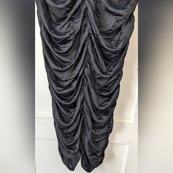 Forever 21+ Women's Strapless Ruched Dress - Picture 6 of 10